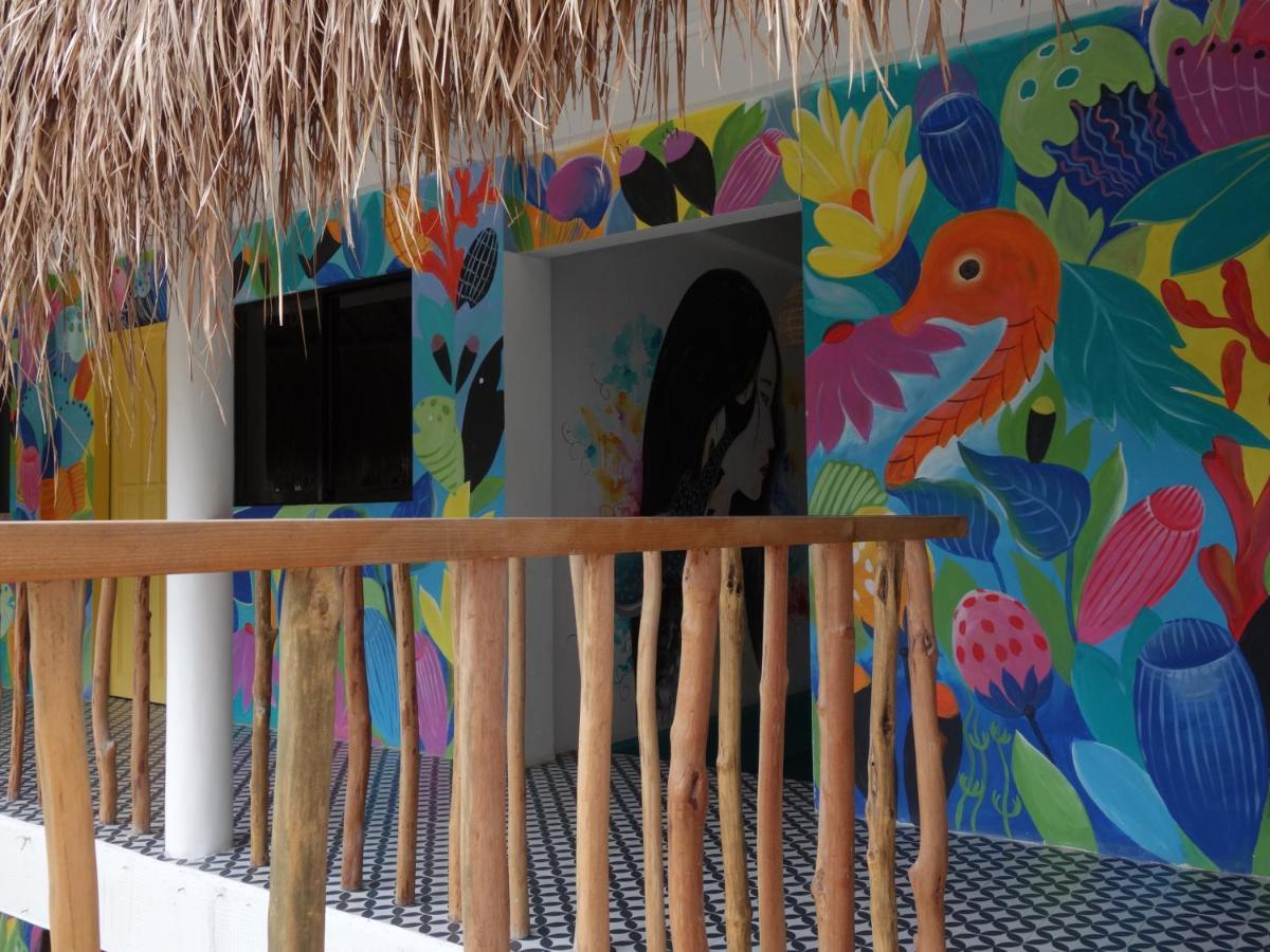 Way Shack Hostel Oslob Eksteriør bilde